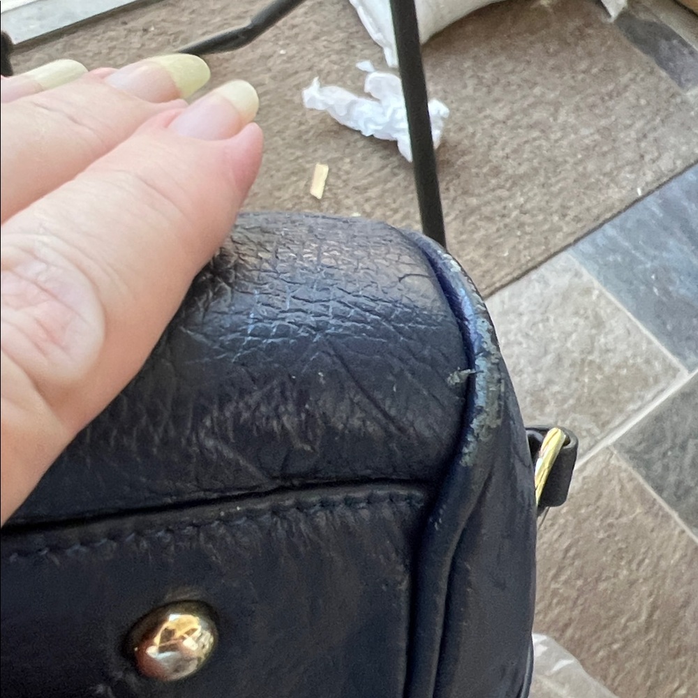 Elegant Navy Blue Fashion Handbag - Picture 9 of 11